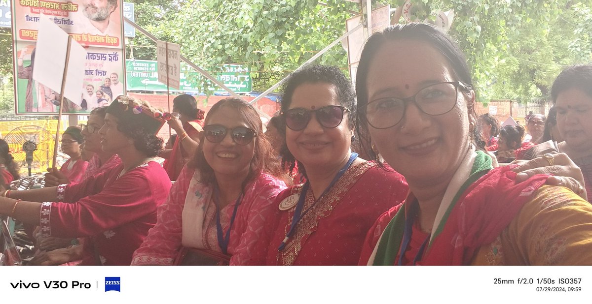 seemapotdar_INC's tweet image. है तैयार हम 
 कब तक????
 न्याय का हक मिलने तक
#NariNyayAndolan 
#NariMangeNyay