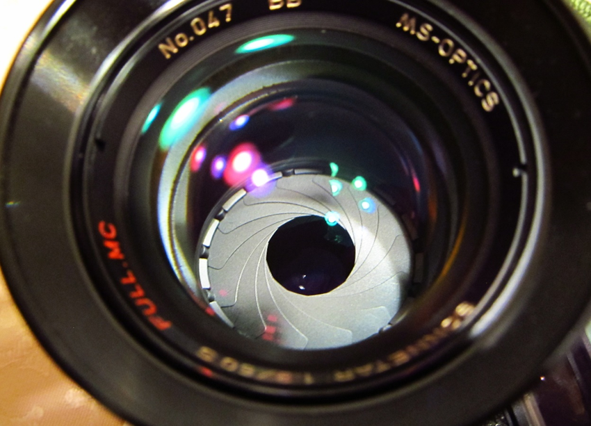 re_camera_tokyo's tweet photo. アールイーマガジン編集部です！
宮崎光学の50mmレンズ「MS-Optics SONNETAR 50mm F1.3」ゾンネタール50mmを紹介します。

■Leica Mマウント50mm「宮崎光学って」
https://t.co/FFLR5SlkjN

#50mm
#Leica
#Opticsレンズ
#Mマウント
#SONNETAR
#Typ262
#ゾンネタール50mm
#宮崎光学 https://t.co/XhrpJL1Zsi