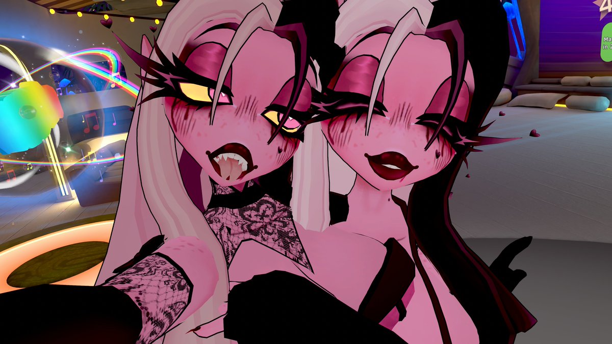 LadyRav3nVR's tweet photo. IN LOVE WITH @Innkypop 'S NEW MODEL(S)!
(my friend @KittySky130  bought one and I bought another <3)
GO BUY THEM!! https://t.co/Zjytv2y1Io