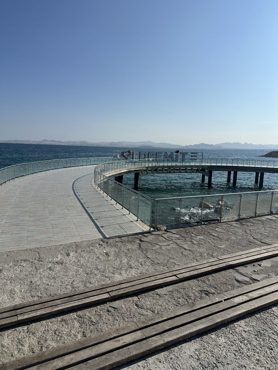 Edremit sahil bandındayım