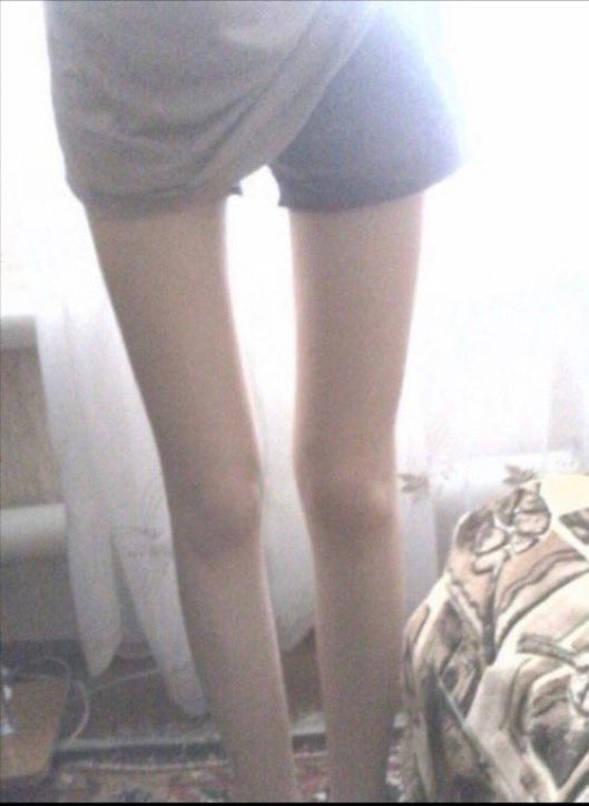 asherissososwag's tweet photo. These pictures have a chokehold on my soul😭😭 What bmi is this? https://t.co/wDV72nmeOY