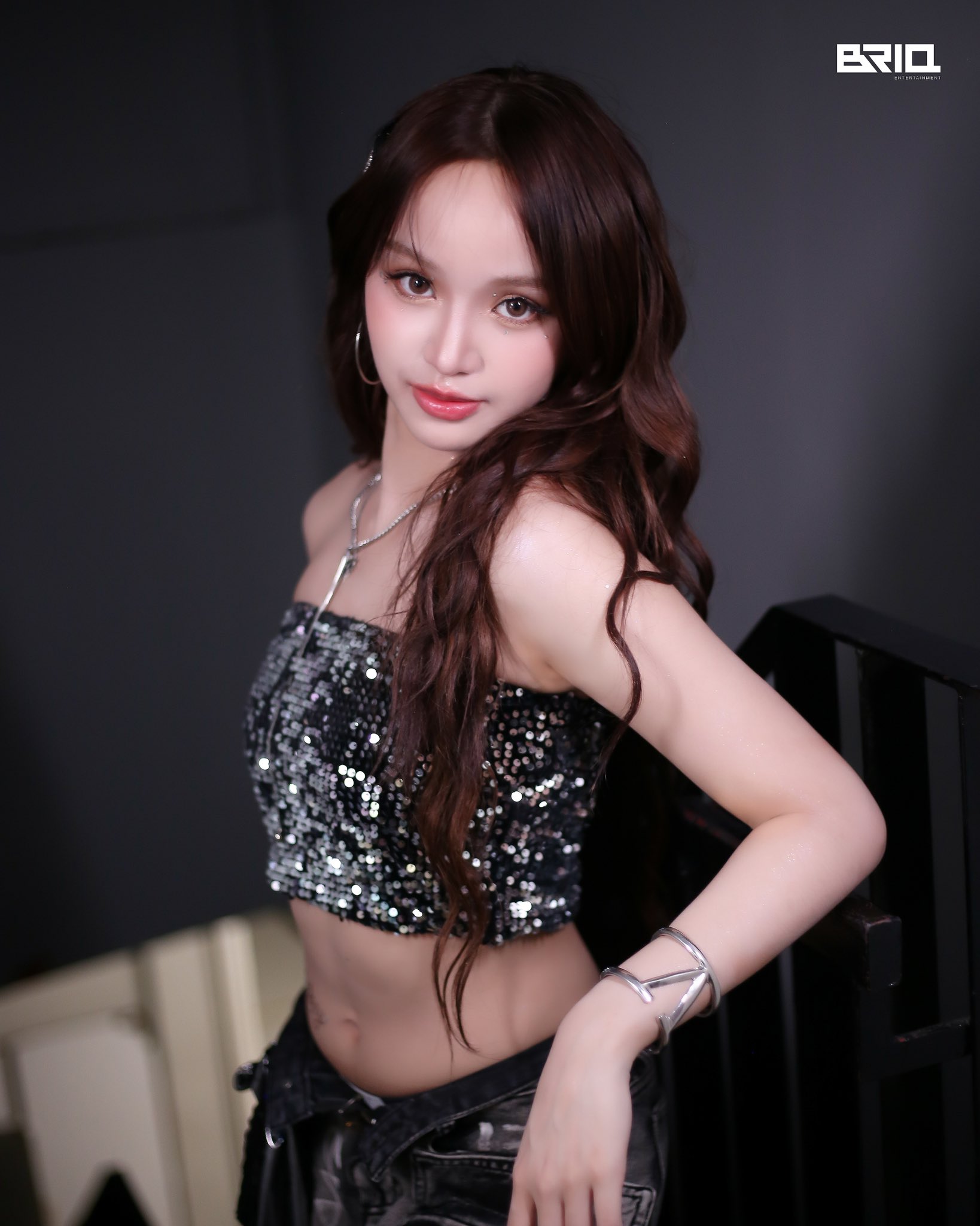 GToV8j4acAA3A2Z?format=jpg&name=large