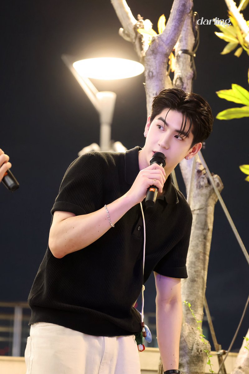 darlingx98's tweet photo. โดนใจไปหมดดด ~ 🤍

#งานมหกรรมนิยายนานาชาติ2024xJS
#sea_tawinan @Sea_tawinan https://t.co/DITwZv3RIK