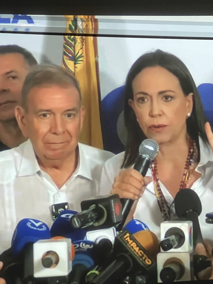 Adriana Braniff tweet media