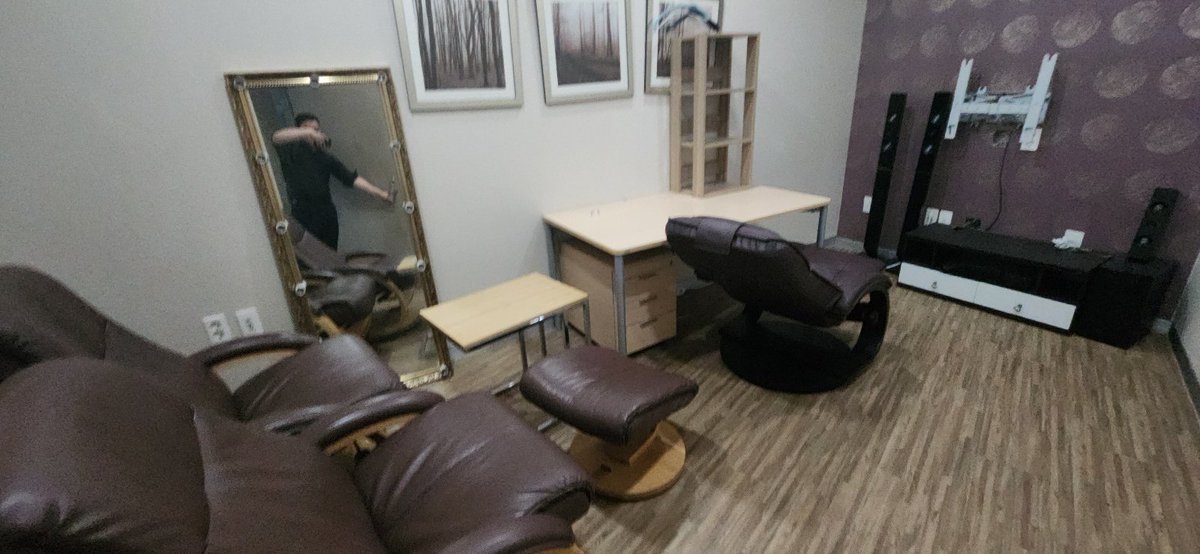 사용하지않는 저런공간에서.
거침없이 즐기고 싶다.
오구싶으면 오세요