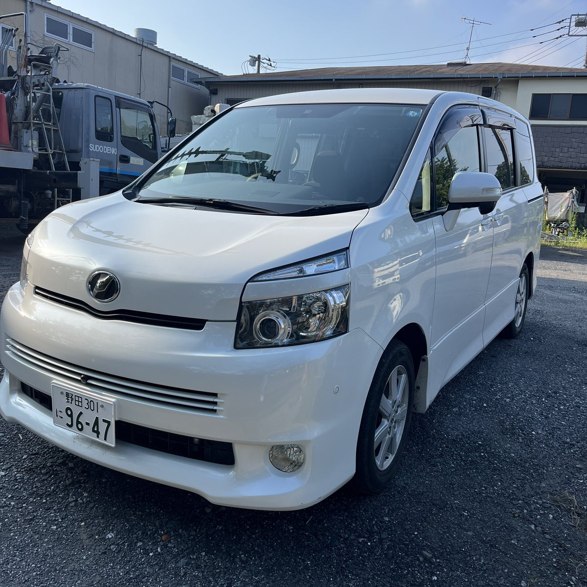 taku3342's tweet photo. ヴォクシー売ります
車検残ってます
26万
#ヴォクシー売ります
#車売ります https://t.co/C1TfzFvsxE