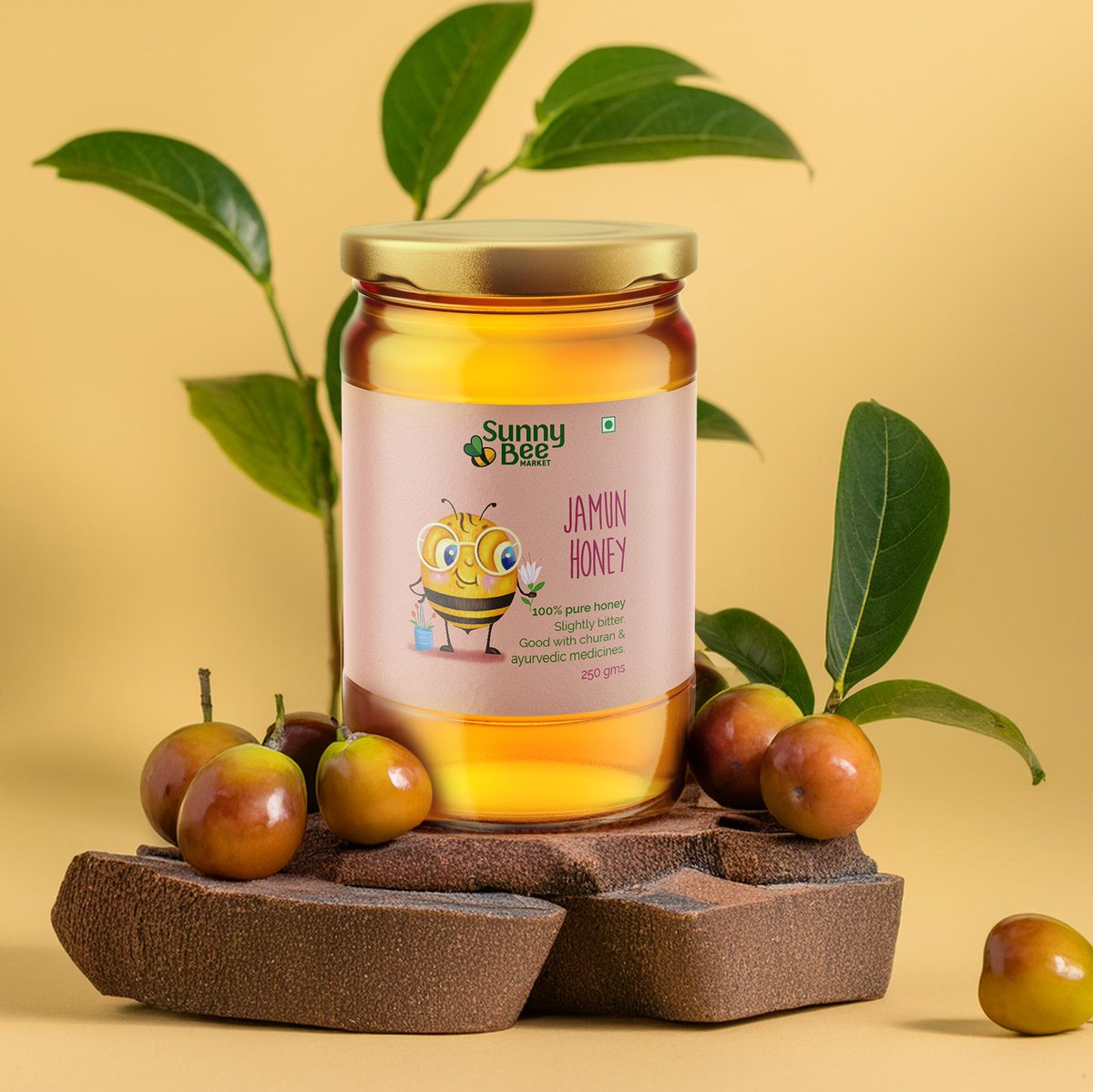 fpscreative's tweet photo. From hive to home, bottled for you! 🐝🍯

View more of our work here - https://t.co/rHIUq34YN0

#packaging #honeypack #fingerprintscreative #adagency #branding #designs #packagingdesign #client #Chennai #creativeagency #Creative #agency #brandstrategy https://t.co/1nQOjAQrMF