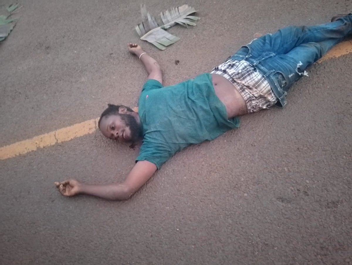 A body of a young man was today found in the middle of the the road in kapsabet. He is not a local. Since we have many missing persons, spread the word. Someone's family might be looking for him. <a href="/Honeyfarsafi/">Hanifa 🇵🇸 🇸🇩 🇨🇩 🇰🇪</a> <a href="/bonifacemwangi/">The People’s President</a> <a href="/citizentvkenya/">Citizen TV Kenya</a> <a href="/mwabilimwagodi/">TL Elder</a>