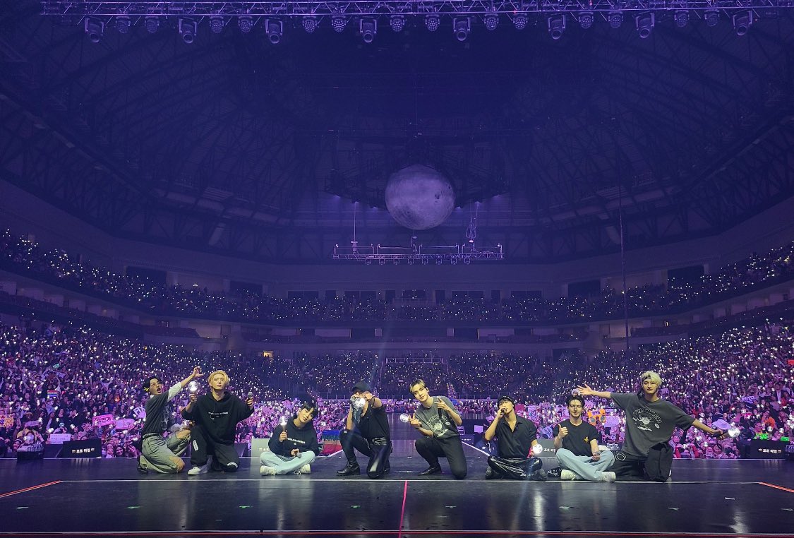ddeonghwang's tweet image. ateez’s growth in texas 

venue capacity:
mar 2019 - 1k
jan 2022 - 6.35k
nov 2022 - 14k 
july 2024 - 40.3k

#ATEEZinArlington #ATEEZinTX
#ATEEZ #에이티즈 @ATEEZofficial