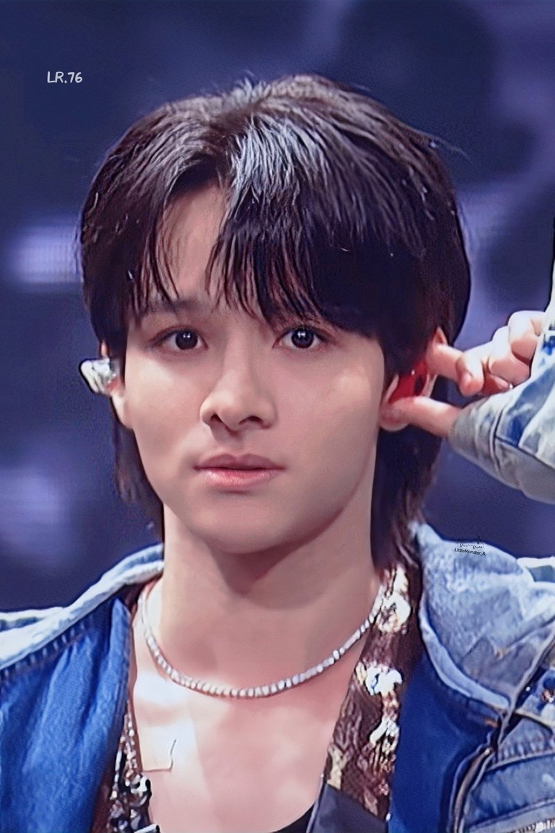 LittleMonster76's tweet photo. He's just a year older.
#사무엘 #김사무엘 #samuel #kimsamuel https://t.co/kZS7N6CmdE
