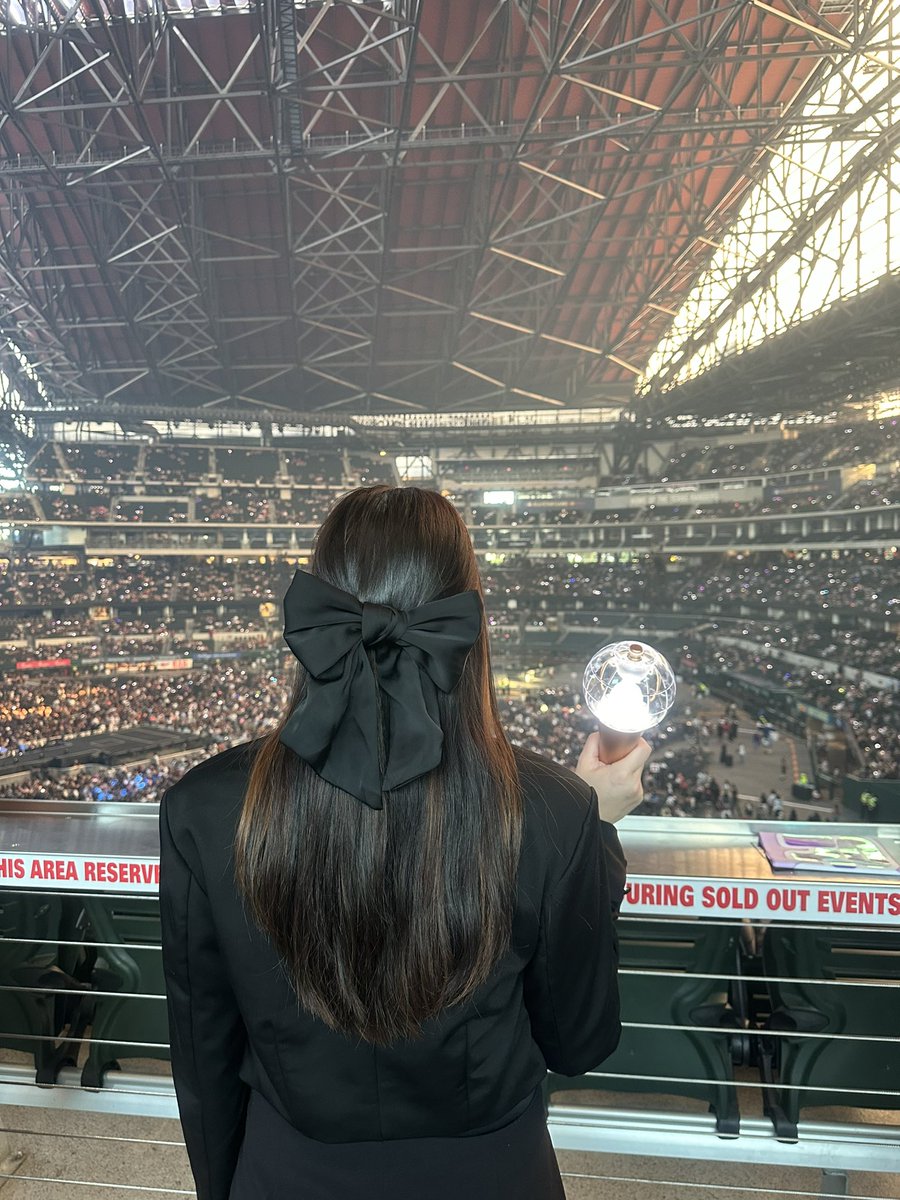 aryusangz's tweet photo. I MISS YALL 😭 https://t.co/y1jczNIpBQ