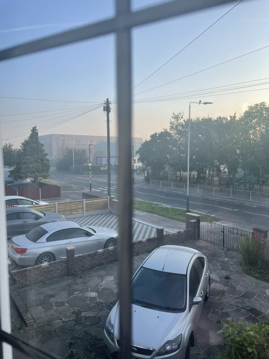 karen β ππΌπΉπ¬π§ (@karentoddy_) on Twitter photo TOXIC AIR in Rainham Essex. When is this going to be addressed <a href="/SadiqKhan/">Sadiq Khan</a> <a href="/LBofHavering/">Havering Council</a> <a href="/10DowningStreet/">UK Prime Minister</a> <a href="/DrGaryFuller/">Gary Fuller</a> we need you to start taking residents seriously #launderslane TOXIC AIR in Rainham Essex. When is this going to be addressed <a href="/SadiqKhan/">Sadiq Khan</a> <a href="/LBofHavering/">Havering Council</a> <a href="/10DowningStreet/">UK Prime Minister</a> <a href="/DrGaryFuller/">Gary Fuller</a> we need you to start taking residents seriously #launderslane