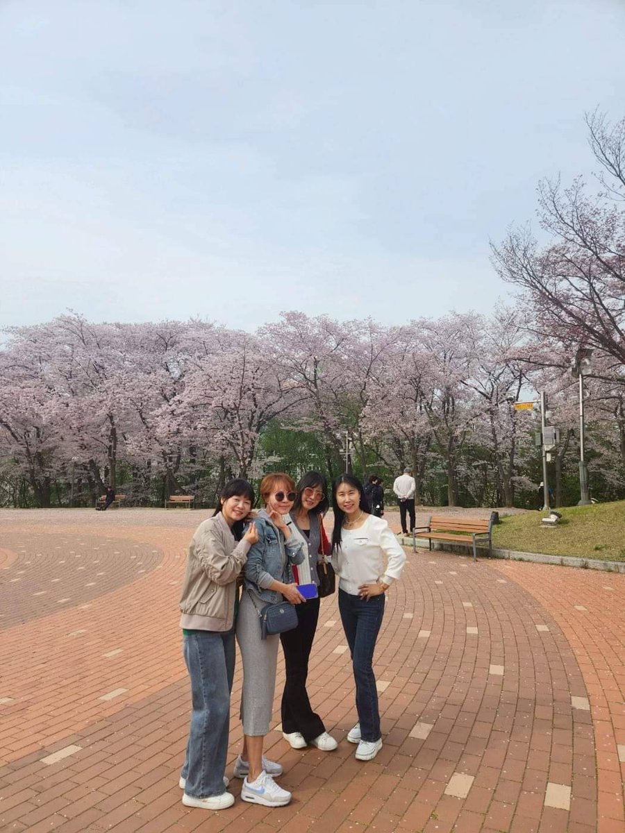 gwangran88's tweet photo. https://t.co/Rf3j8oFfxA
