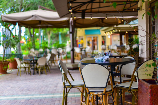 NycciNellis's tweet photo. Your guide to the best DC #patios | #TheList’s list of al fresco dining ☀️⬇️
@BOURBONSTEAKDC + #LiberteDC + #BronzeDC + @riggshotel + #CalicoDC + @CentrolinaDC + @chaplinbardc + @Cheesetique + @Commentary_ARL + @convivialdc + @CorkDC + @DachaDC ++
https://t.co/P0VyDxgc9J https://t.co/P4rvhY2nDE