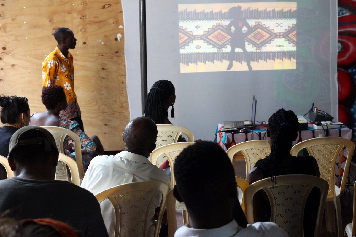Throwback on a Monday. This presentation I did at Nafasi Art Space in Dar es Salaam is one of the presentations that have been quite memorable for me for several reasons. 
#poetry #spokenword #teaching