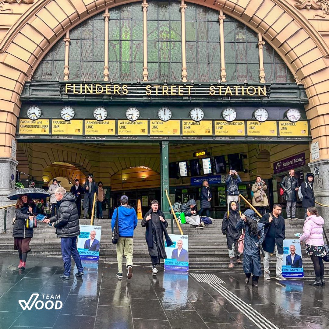 ArronWood's tweet photo. Rain, hail, or shine, I'm here for Melbourne because I believe in our city and its incredible people.

Together we can get back on track and make this city the best in the world once more.

#freshstart #cityofmelbourne #lordmayor #woodforgood https://t.co/VLUOxoMQRB