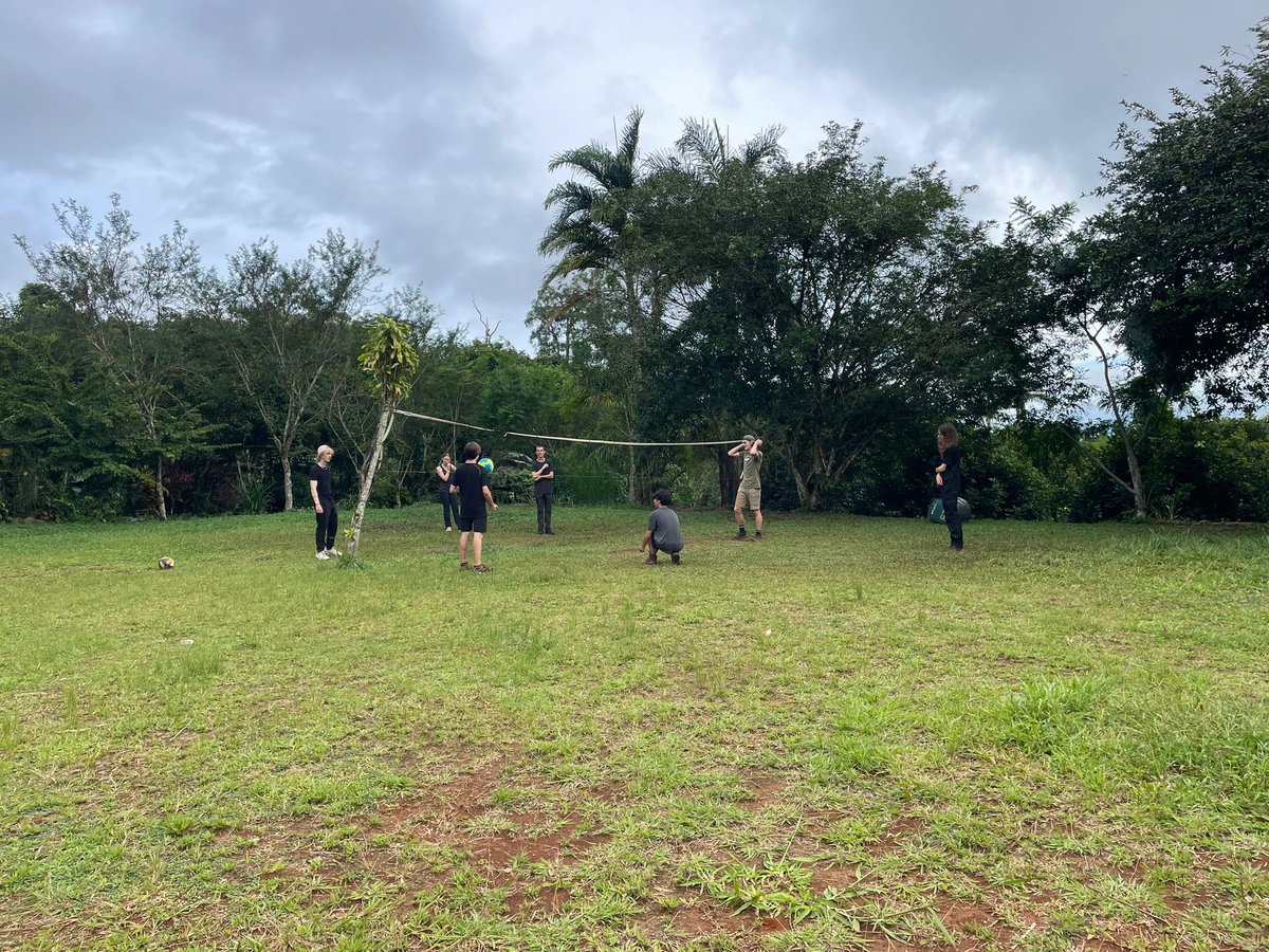 JohnPortSpencer's tweet photo. Costa Rica: #TeamDanta were back on top form today with project work. Teams rotated between bagging soil for seedlings and digging terraces. Weather was hot and humid with less rain so some went to play volleyball. Tomorrow we leave for the beach camp and sleep in hammocks. https://t.co/G6xQggBDFt
