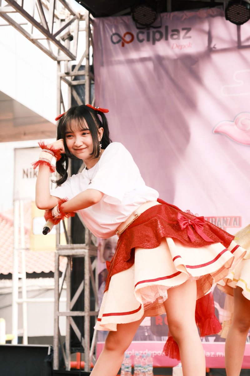 Aura (アウラ) tweet media