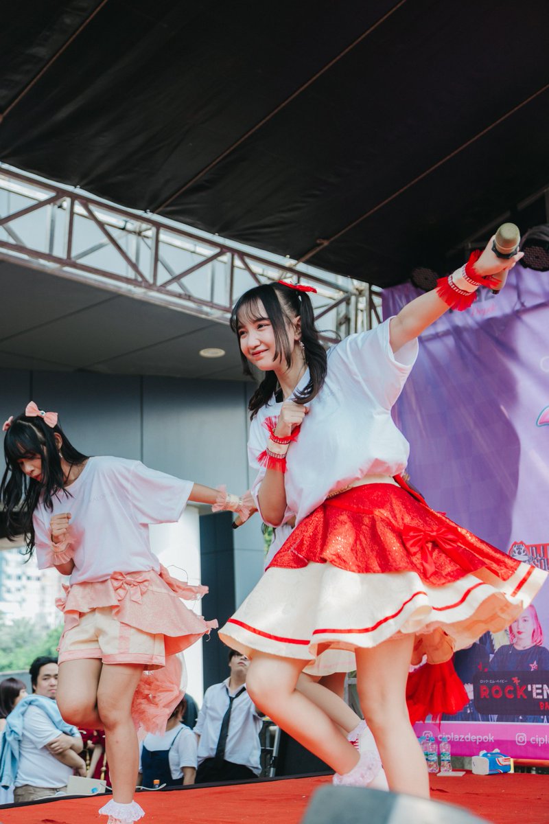 Otsukare!🦋✨️
2 event Kalopsia's road to debut nya kemarin keren banget! Terimakasih banyak atas antusiasme kalian dan terimakasih untuk cheki serta gift nya🥹🫶🏻

See you di event debut Kalopsia!🦋❤️‍🔥✨️

📸: panahrajawali &amp; pitra (on instagram)