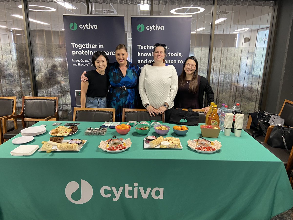JpmNg's tweet photo. Huge shout out to Emma, Ha Na and Karen at ANU Canberra last week learning about #AKTA #Biacore #SPR and networking with CPG over #proteinsandpizza. https://t.co/LRYcJJTnEn