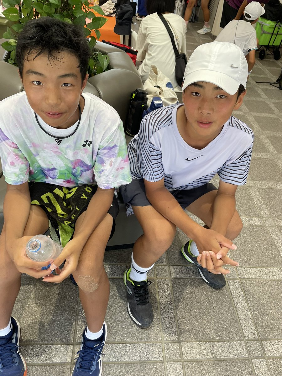yunkorokonkoro's tweet photo. 岸和田サテライトU15
ゆんころ
1R bye
2R 6-3
3R 6-4
QF 6-2
SF 1-6
久しぶりの1シードもらい挑んだ大会。
優勝目指して頑張りましたがSFで力尽きた🥲
良く頑張った🤗
まだまだ試合は続くでー。
#テニス好き
#ジュニアテニス
#ガチンコ道場破りチャンネル
#yonex
#ヨネックステニス
#polytourpro https://t.co/1gdrtBJoQO