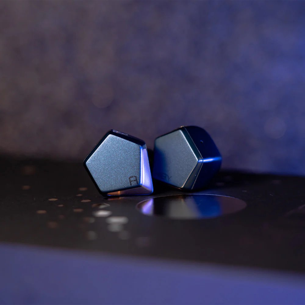 MixWave_Inc's tweet image. タイムラインにいるみなさんへ

PROJECT ACEについて気になってることってありますか…？

#PROJECTACE
#HIBYMUSIC
#FAUDIO