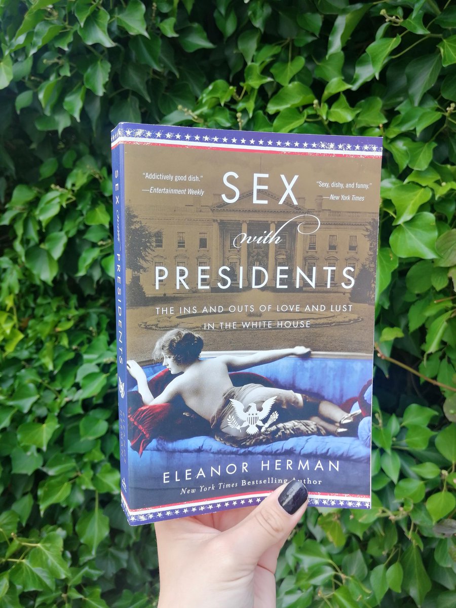 Want some books to keep you in good spirits during the US #PresidentialElections?
Edwin L. Battistella's collection of insults wielded against past presidents up to #Trump
&amp;
<a href="/eleanorherman/">eleanor herman</a>'s #PopularHistory of the "bedroom secrets of 🇺🇸presidents"

#Linguistics #AmericanStudies