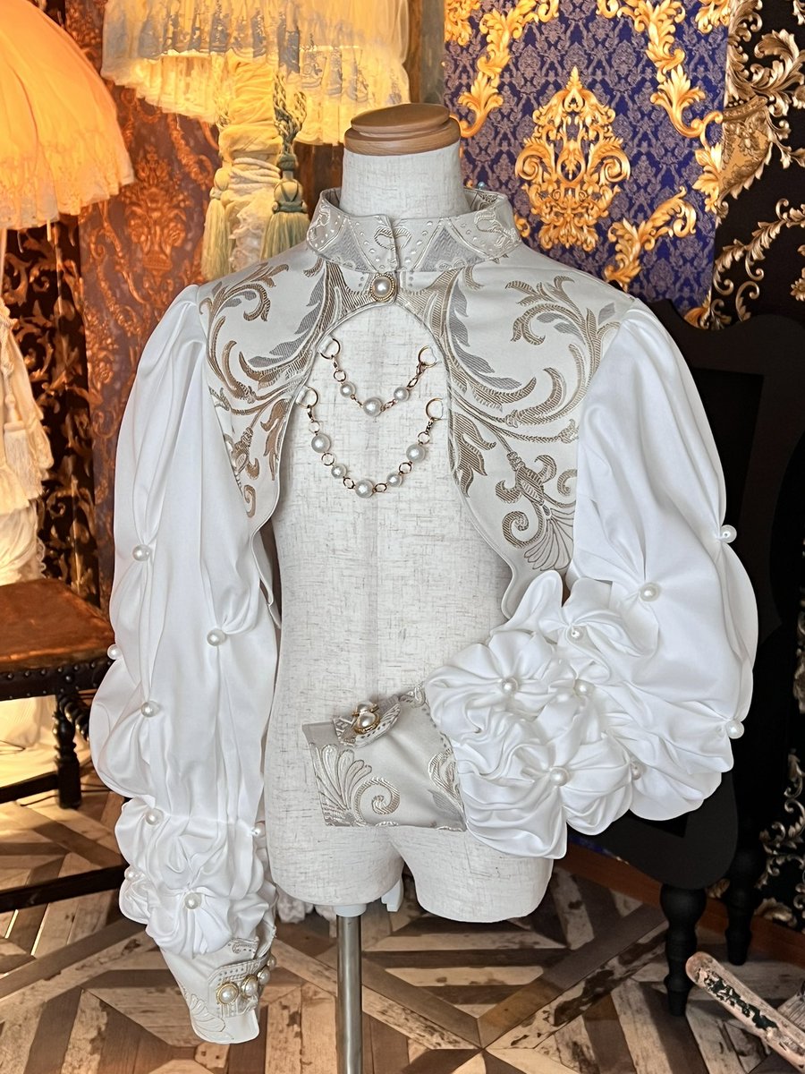 white0314noriya's tweet image. 少年に着せても可愛いかもしれない…！？