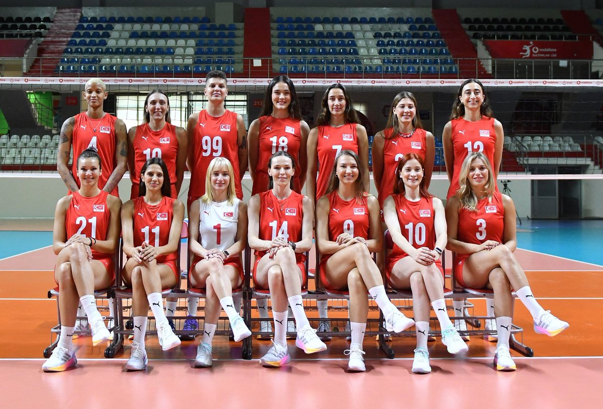 Haydi Sultanlar, sonu madalya olsun 💪🏻 🧿 🥇 #FileninSultanları