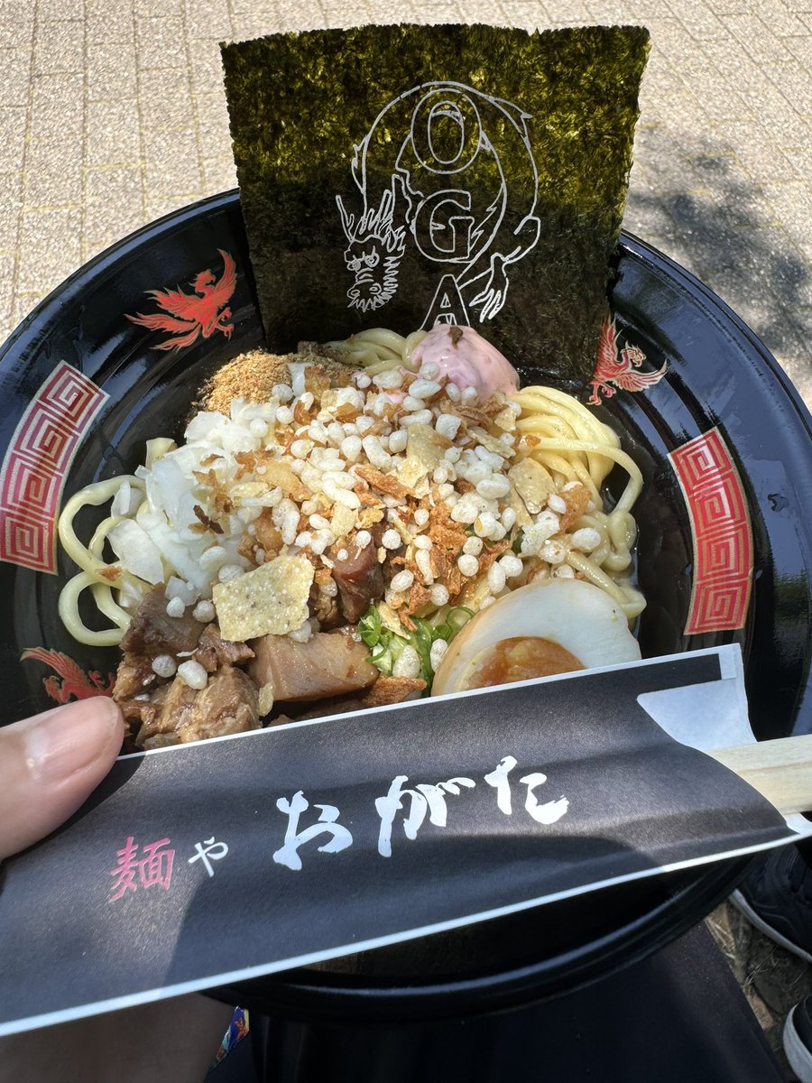 aya4571127's tweet photo. ２日通しのジャイガ！！

1日目より２日目の方が人多いし暑いしで体調管理大変やったけど楽しめてよかった
セトリ良すぎたのがいい思い出やな

次もトレジャー２日通しで楽しむぞ https://t.co/7EQK9RnlC9