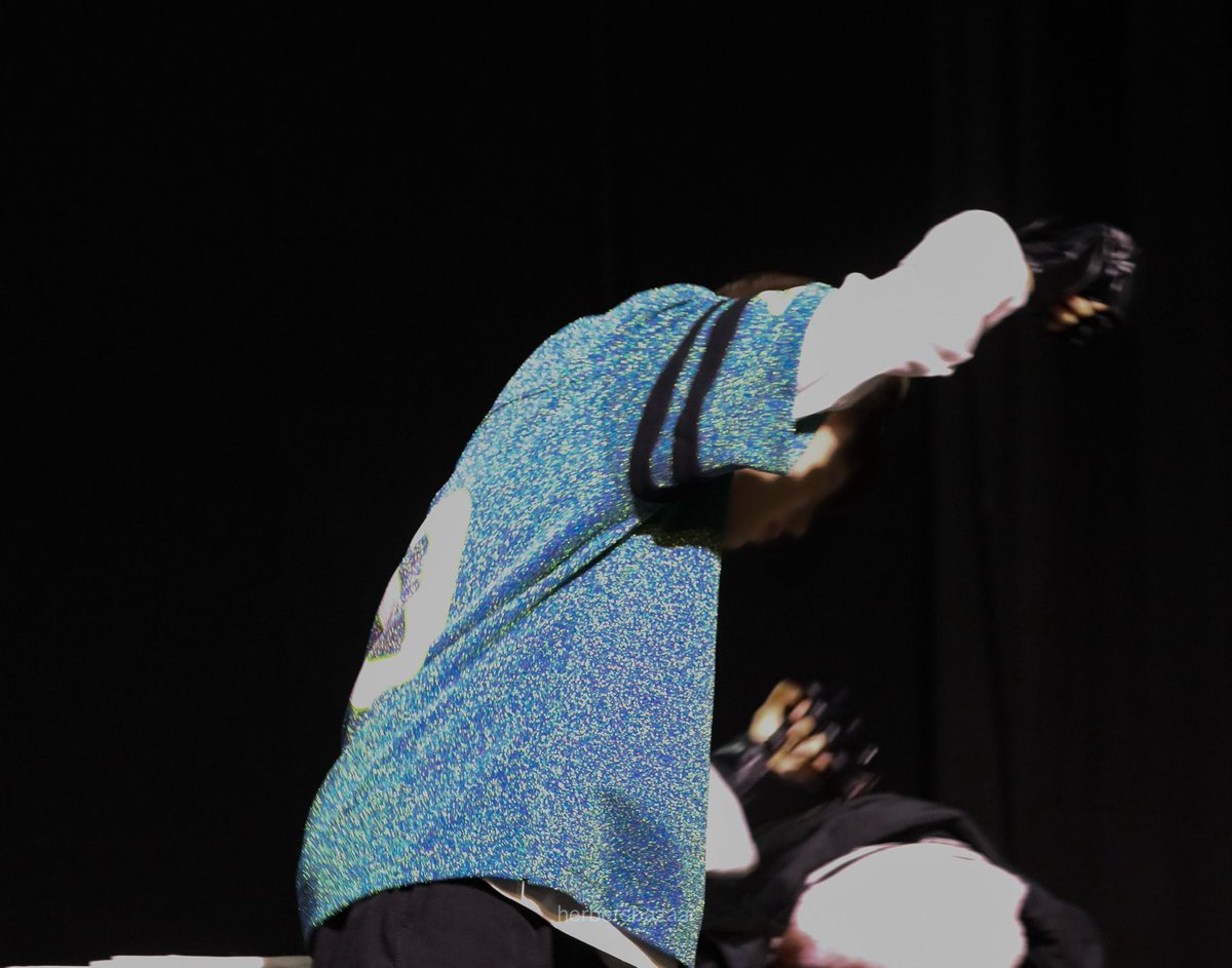 앞을 보고 때려야지