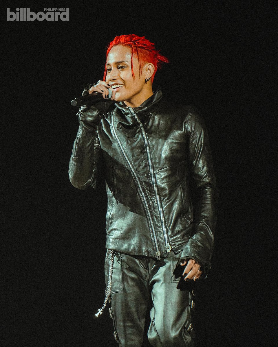 BBPHOfficial's tweet image. For his first-ever solo concert, #Felip delivered an epic display of talent and uncompromised vision –– making it a pivotal moment in his artistic journey.

Read the story: billboardphilippines.com/music/reviews/…

Photos by Mayks Go. Story by @gabsaulog.

#BillboardPH
#BillboardPhilippines