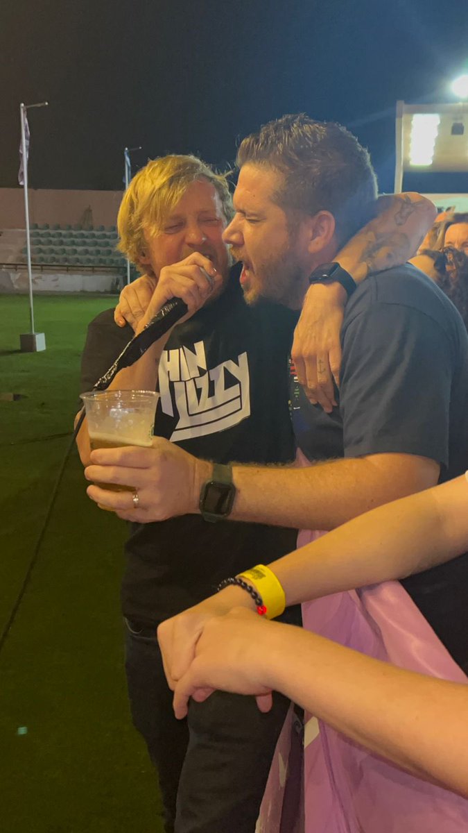 Arno Willemse tweet media