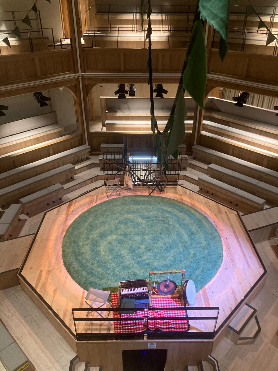 The HandleBards tweet media