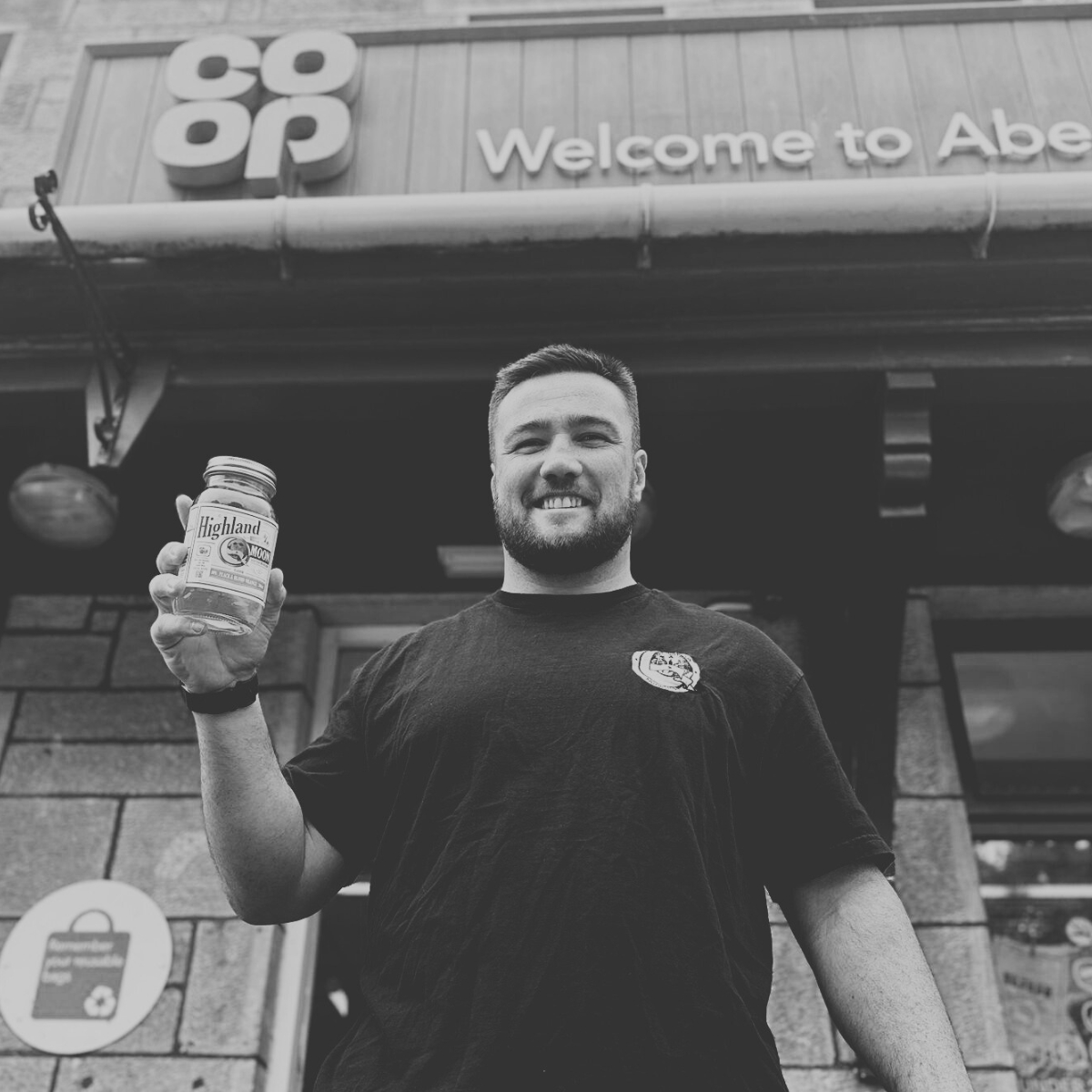 Highland Moon Moonshine (@highlandmoon) on Twitter photo ๐ฐ ๐ฐ ๐ฐ IN THE NEWS:
From being pals at the <a href="/HSofDundee/">HighSchoolofDundee</a> to business partners, "It all started as a brand conceived on my bedroom desk. Three years down the road, and now we're stocked in the <a href="/coopuk/">Co-op</a>."
Read more here: bit.ly/4bXV8Dy
<a href="/courier_dundee/">The Courier (Dundee)</a>
<a href="/ZanderFagerson/">Zander Fagerson</a> ๐ฐ ๐ฐ ๐ฐ IN THE NEWS:
From being pals at the <a href="/HSofDundee/">HighSchoolofDundee</a> to business partners, "It all started as a brand conceived on my bedroom desk. Three years down the road, and now we're stocked in the <a href="/coopuk/">Co-op</a>."
Read more here: bit.ly/4bXV8Dy
<a href="/courier_dundee/">The Courier (Dundee)</a>
<a href="/ZanderFagerson/">Zander Fagerson</a>