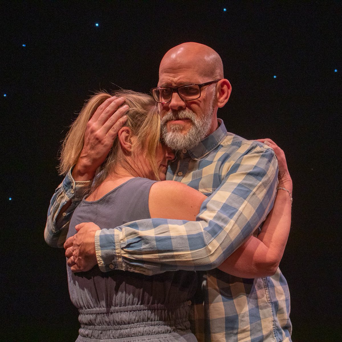 ElodieForay's tweet photo. Constellations by Nick Payne
The Archway Theatre, 2024

Director - Mandi Dunford
Intimacy director - Elodie Foray
Photographer - Eddie Redfern https://t.co/wtOGUxx7v9