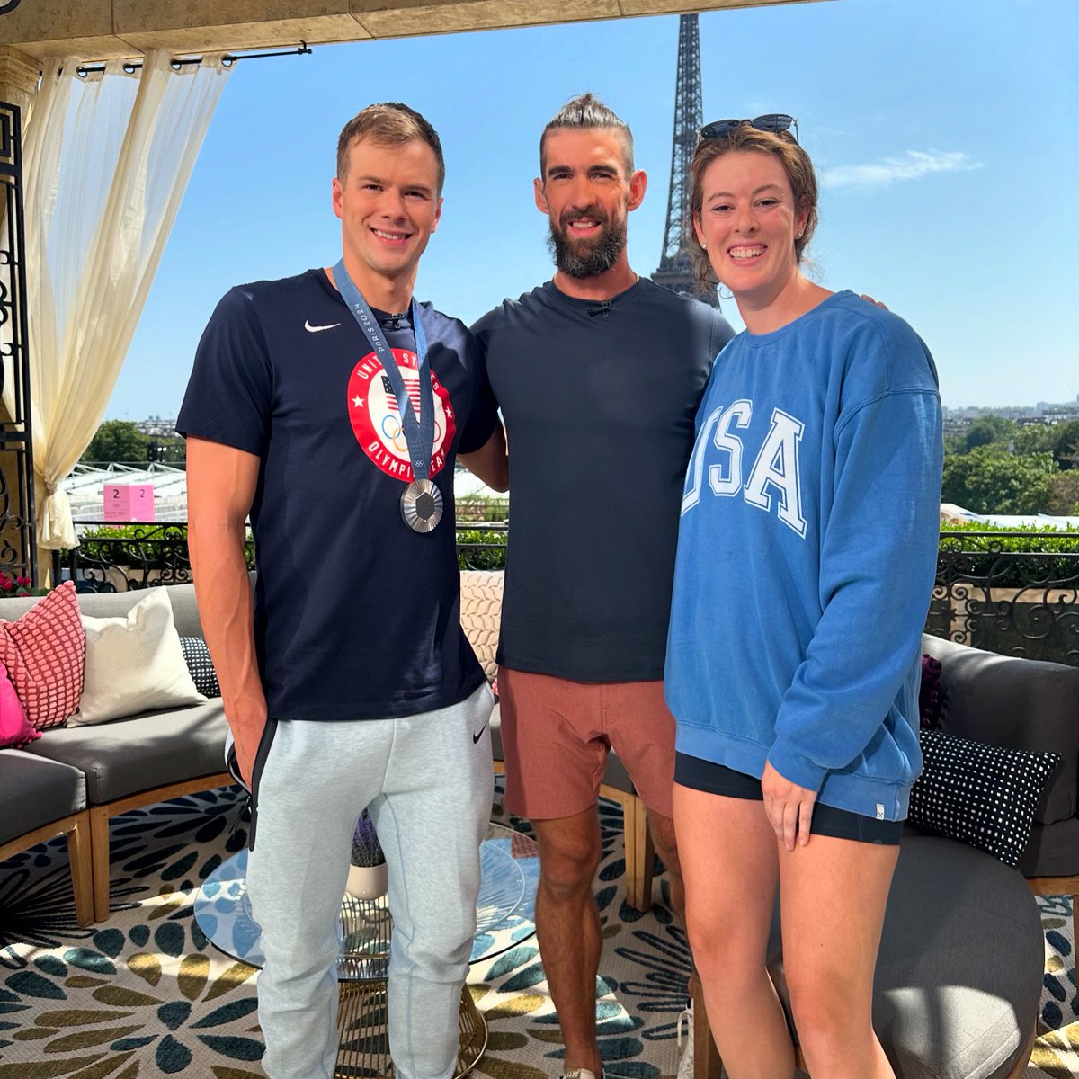 Ran into some familiar faces today 🤗

<a href="/TeamUSA/">Team USA</a> | <a href="/TODAYshow/">TODAY</a> | #Paris2024