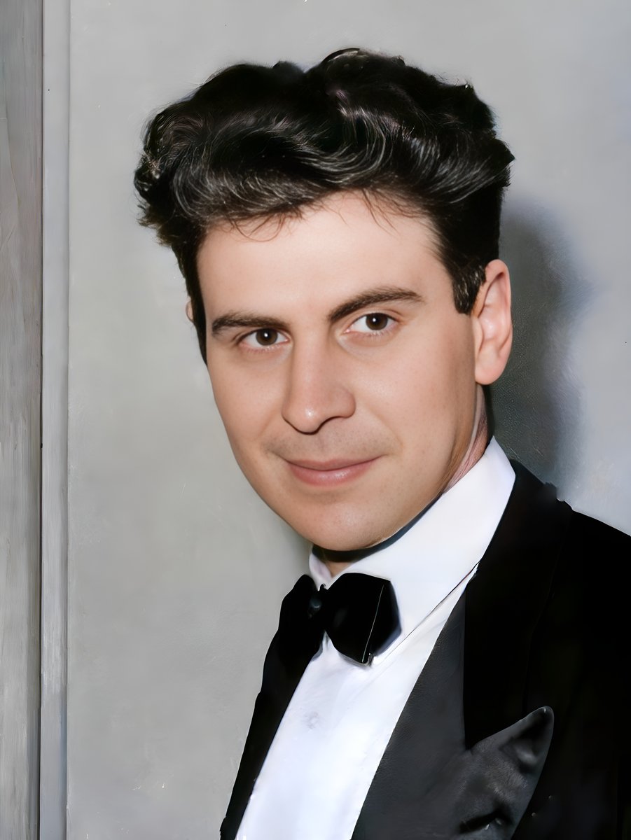 holocaust_music's tweet image. Composer Michail "Mikis" Theodorakis was born #OTD in 1925. He composed the "Mauthausen Trilogy", also known as "The Ballad of Mauthausen", which has been described as the "most beautiful musical work ever written about the Holocaust"
en.wikipedia.org/wiki/Mikis_The…