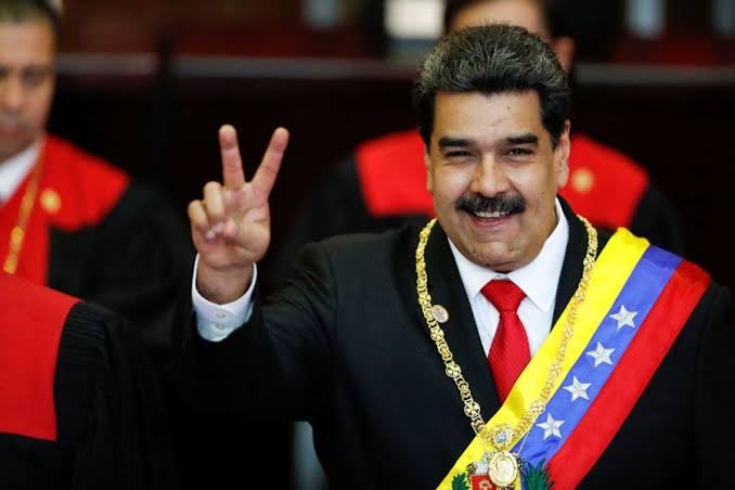 Con el triunfo de el Presidente Nicolás Maduro de Venezuela se mantiene la izquierda y con ello se fortalece la revolución bolivariana, por ende,   la izquierda en América Latina.  La victoria es un regalo al comandante Hugo Chávez. Muchas felicidades al pueblo de Venezuela.