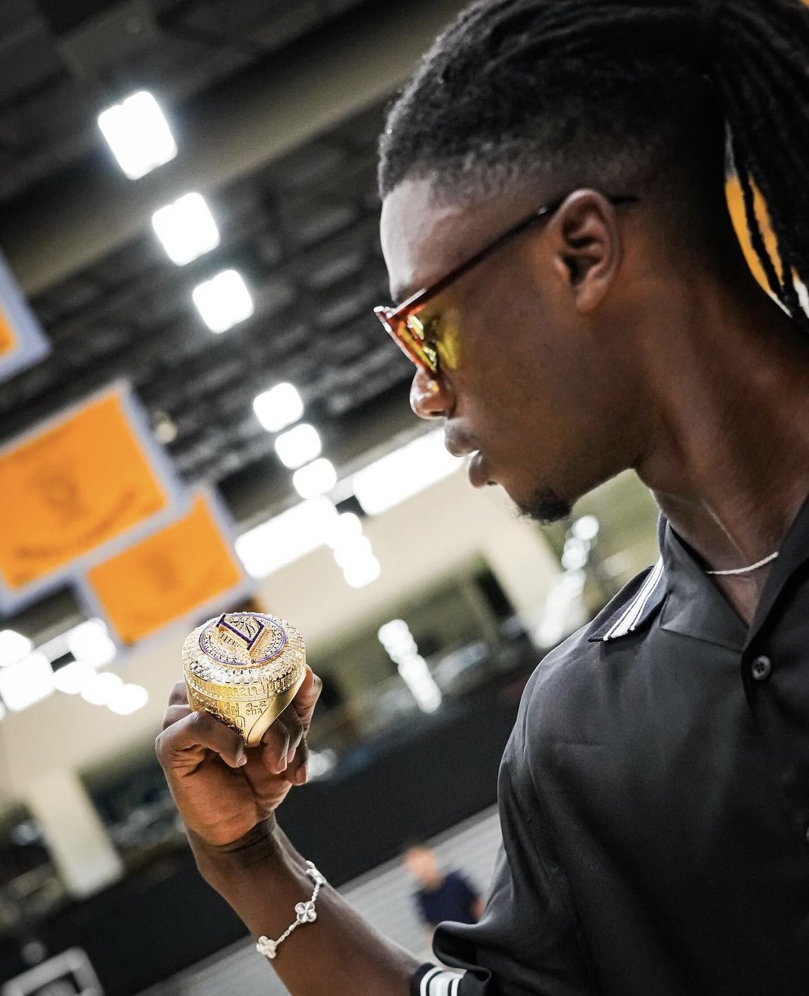 Madrid Zone on X: "Eduardo Camavinga with Los Angeles Lakers' Championship Ring 💍🔥 https://t.co/q5Xck34iXT" / X