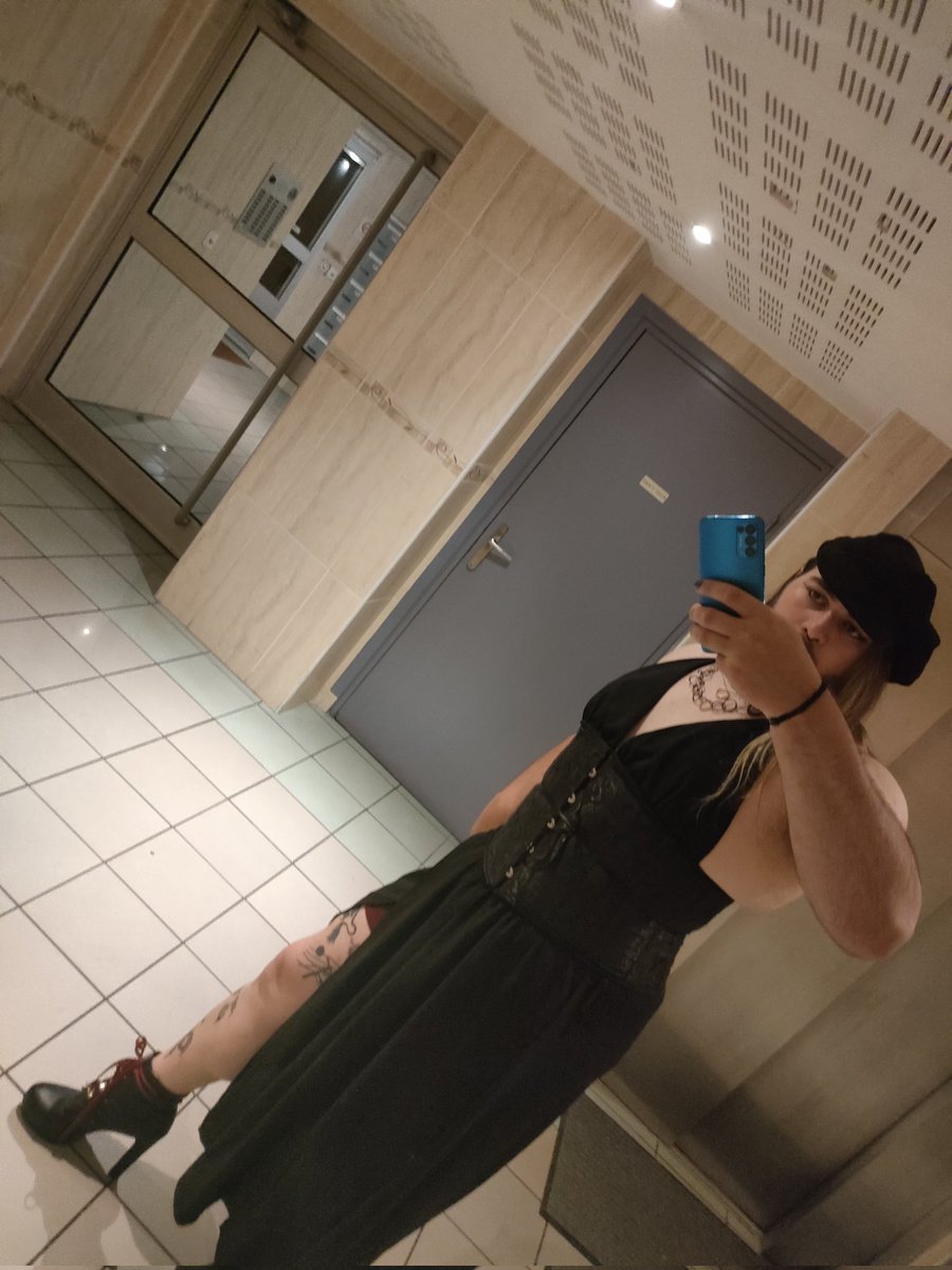 kynoahs's tweet photo. I'm hot now btw https://t.co/6S62GrU0No
