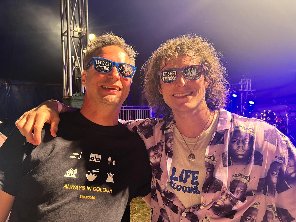 paul_teideman's tweet photo. What a @Spangledband summer I've had 🎉 I've seen these lads play 5 times over the last two months and every gig has got better 💥 I can't wait for the next gigs and to keep following them and watch the crowds get bigger as they deserve it and their music deserves it more ❤️ https://t.co/VzSENxKj0k