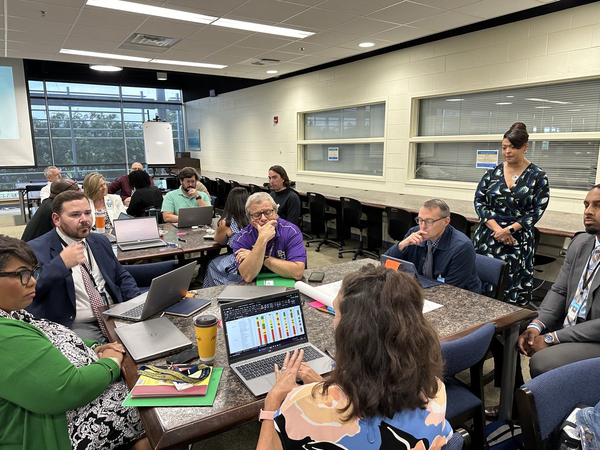 Roanoke City Public Schools tweet media