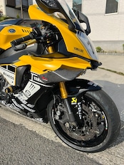 MCJ_bike's tweet image. 【入荷情報】ヤマハ R1/R1M用　GPスタイル フロントサイドウイング　左右セット　¥92,400

#R1 #カーボン　＃ヤマハ　#wing

maxicarbon.jp/items/69162259