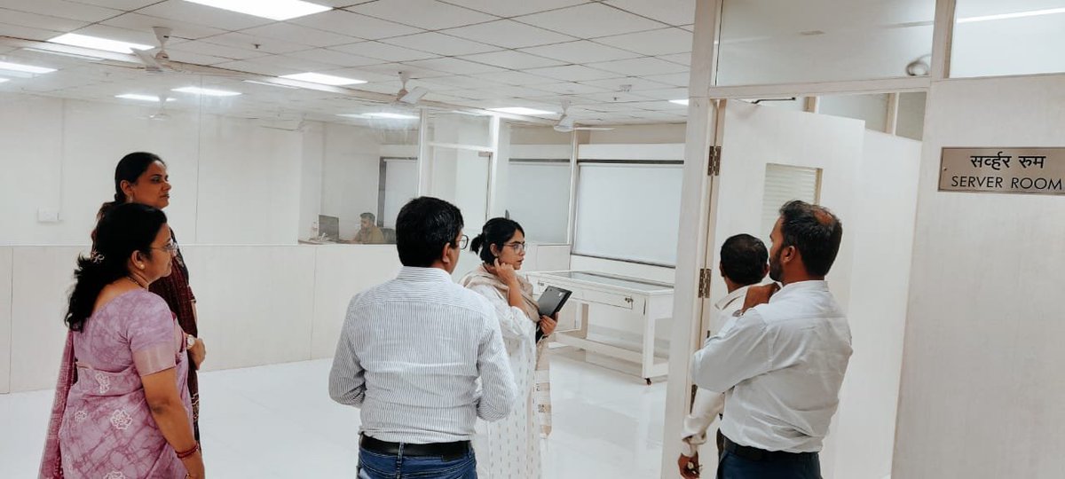 NHPConnect's tweet photo. πToday, the #UNICEF team visited the Maharashtra GW Data Centre under the #NationalHydrologyProject. Exploring Innovative Groundwater Management strategies to ensure Sustainable #WaterResources for all.
#HydrologyProject #SustainableWater #water
@DoWRRDGR_MoJS
@GSDA_GOM https://t.co/hrHNMi9m52