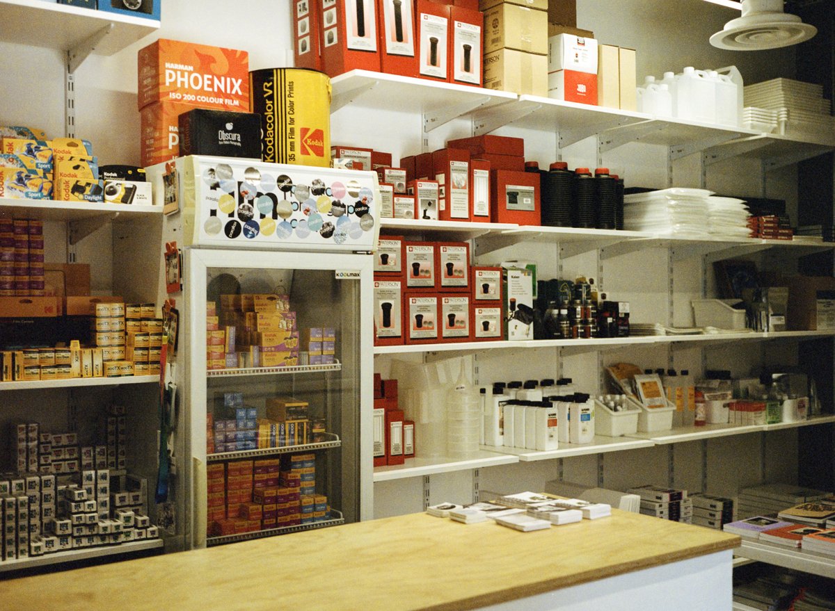 parallaxcoop's tweet photo. Have you visited our shop in its new location? You can find us at 2 Beehive Place, SW9 7QR.

From this week onwards we'll also be open on Saturdays 11am - 4pm. So more opportunities to stop by and stock up!

https://t.co/eZEsCf9qMF https://t.co/7vEBvJeC1U