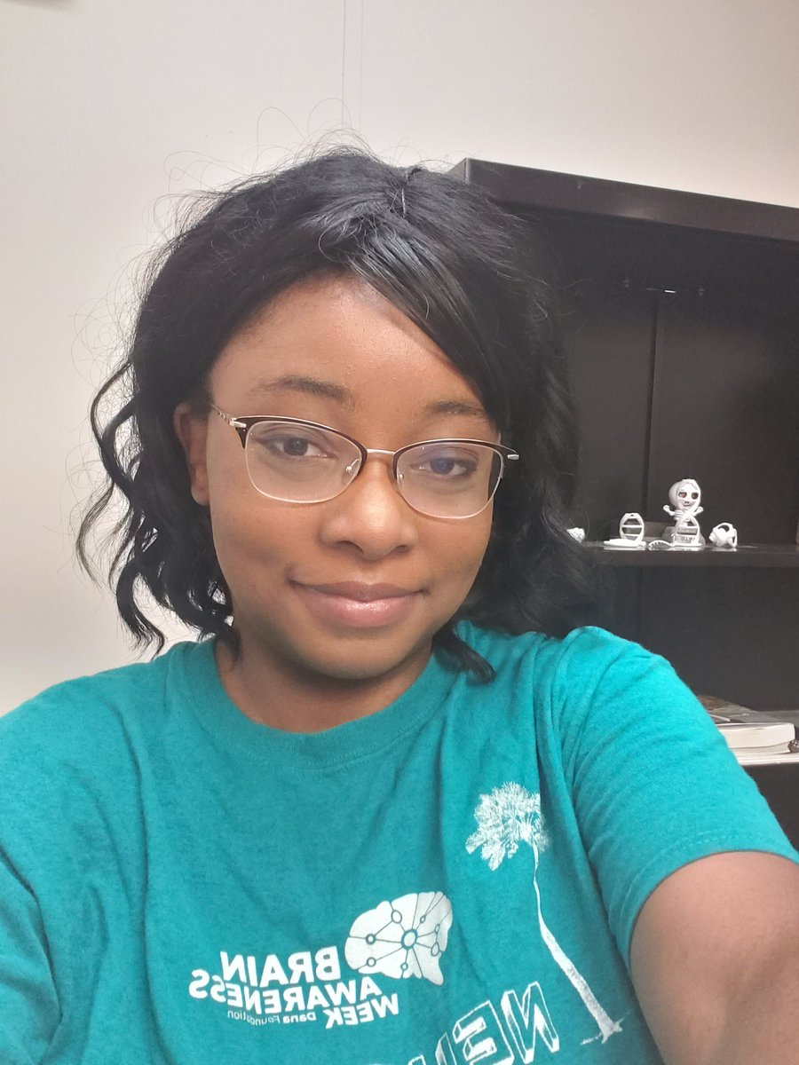 Hi, I'm Dr. Janay Vacharasin with the Vacharasin Lab. We examine biomarker regulation for #neuroblastoma and #TBIs for the creation of #biotherapeutics. #BlackInNeuroWeek <a href="/blackinxnetwork/">BlackInX</a> <a href="/BlackInNeuro/">Black In Neuro 🧠</a>