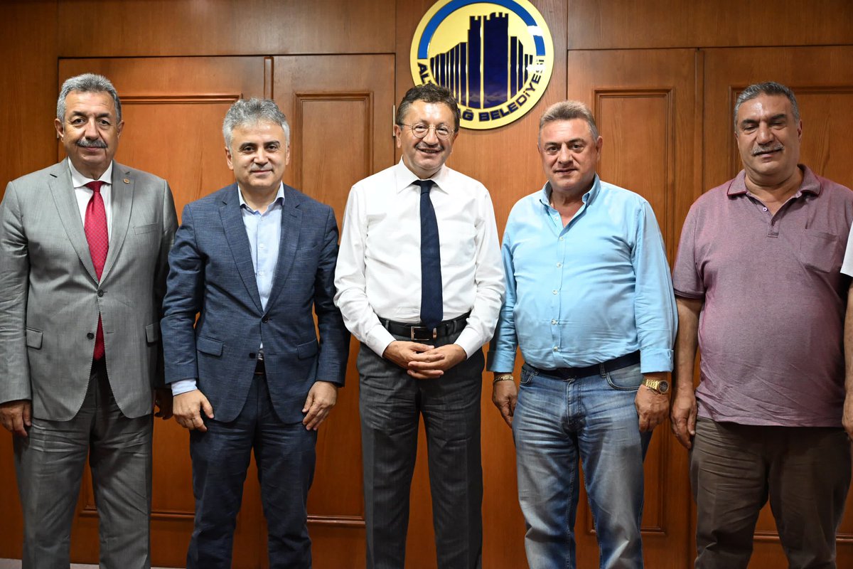 Federasyon Başkanımız Murat Kandazoğlu Yönetim Kurulu Üyelerimiz ile birlikte , Altındağ Belediye Başkanı Sayın Dr. Veysel Tiryaki’yi makamında ziyaret ederek hayırlı olsun temennisinde bulunarak, yeni dönem çalışmalarında başarılar diledi. <a href="/DrVeyselTiryaki/">Dr. Veysel Tiryaki</a>