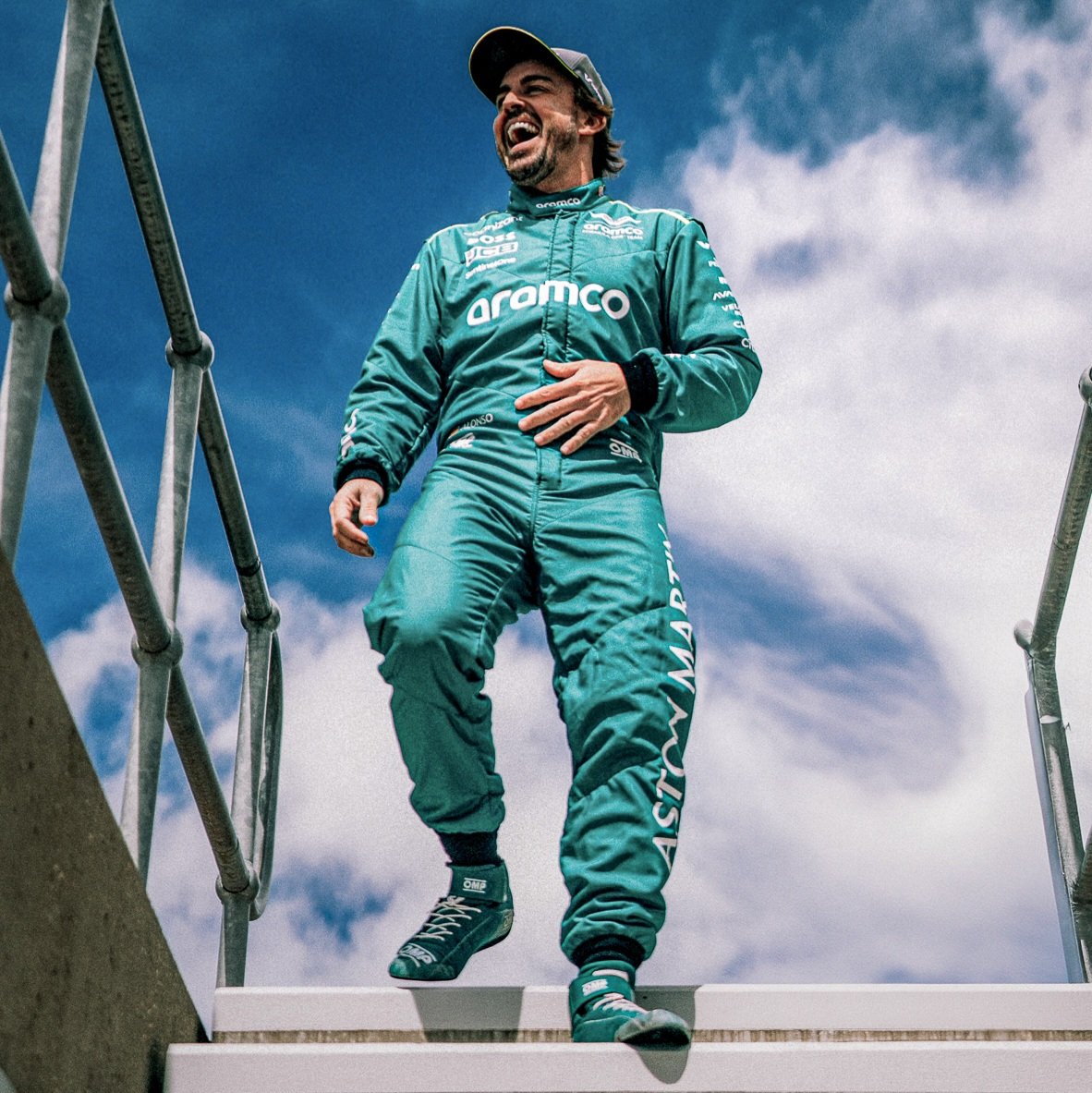 ¡MUCHÍSIMAS FELICIDADES, LEYENDA! GRACIAS POR TODO, SIEMPRE 💙💛❤️