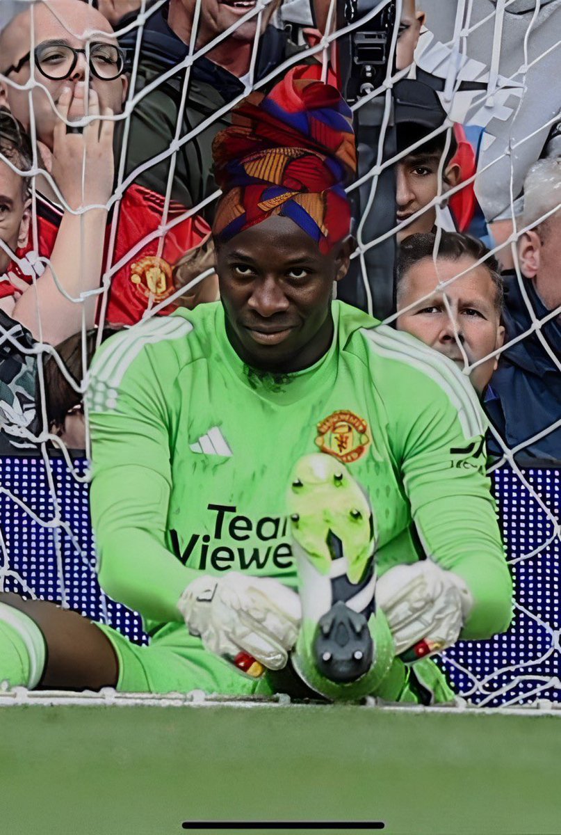 UTDKobi's tweet photo. Onana might be suffering from concediosis😭

End of thread, kindly leave a follow and turn on notifications for more Football contents❤️ https://t.co/ATNXanS71W